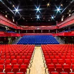 Tf Royal & Theatre קאסלבר