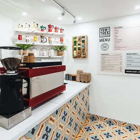 Tf Royal & Theatre Отель 3*