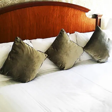 Tf Royal & Theatre Отель