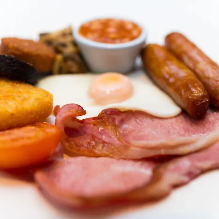 Tf Royal & Theatre Отель 3*