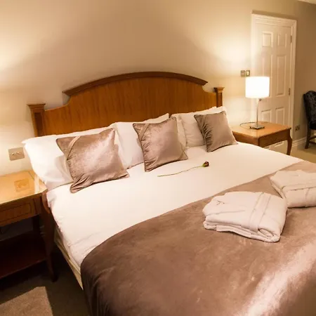 Tf Royal & Theatre 3*