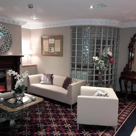 Tf Royal & Theatre Каслбар