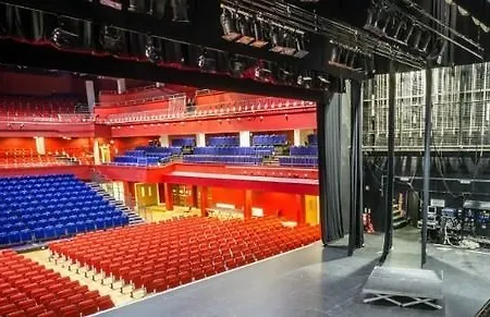 Tf Royal & Theatre 3*