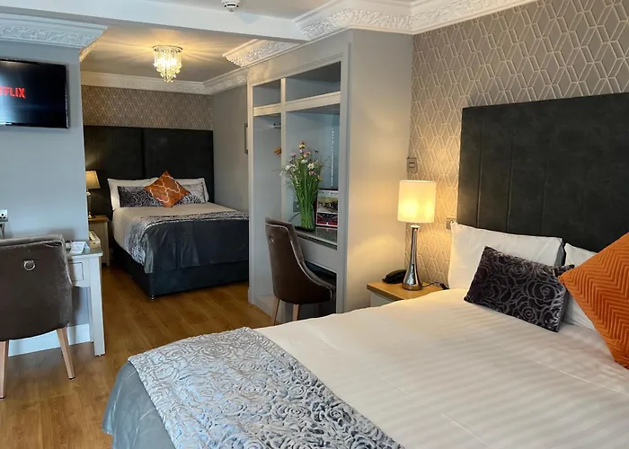 Tf Royal & Theatre 3* Castlebar