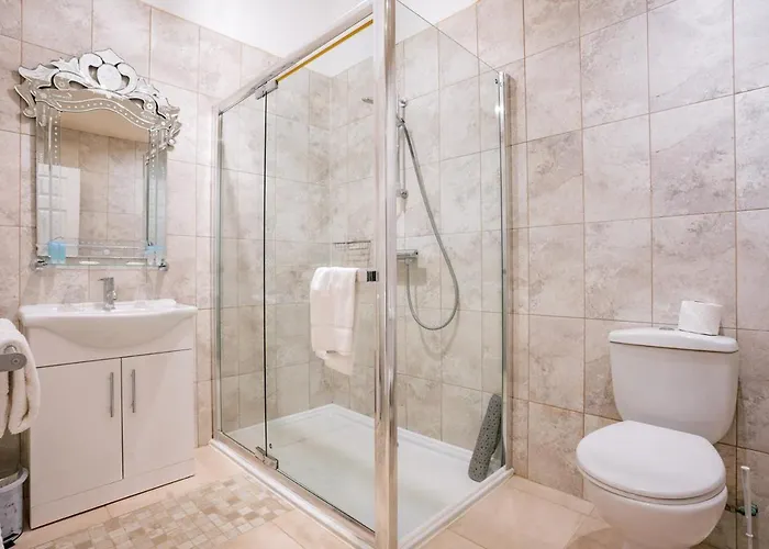 Tf Royal & Theatre 3*