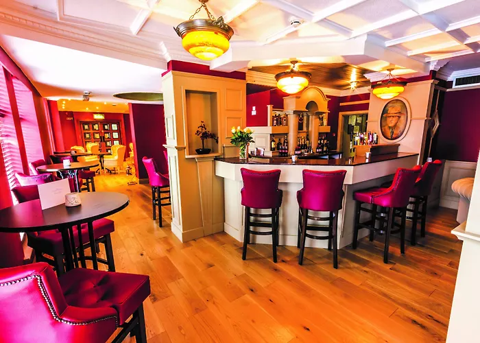 호텔 Tf Royal & Theatre