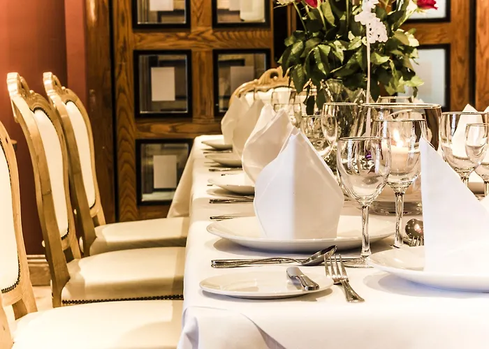 Tf Royal & Theatre 호텔