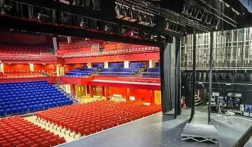 Tf Royal & Theatre 3*