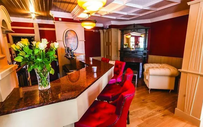 호텔 Tf Royal & Theatre