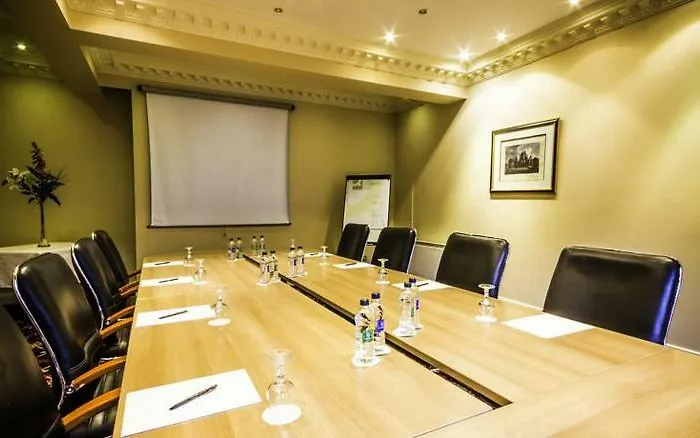 Tf Royal & Theatre Hotel Castlebar